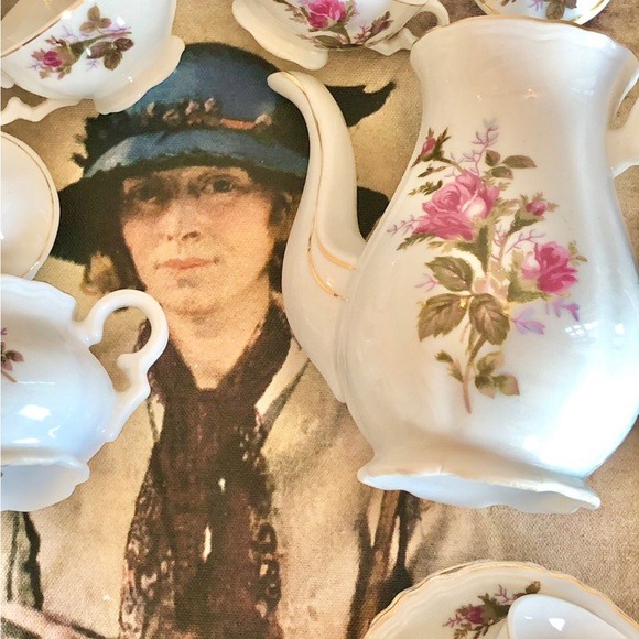 Vintage 1950s Children’s Tea Set China by Fred Roberts Co. - Picture 5 of 15